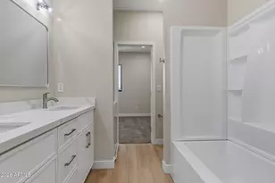 1222 E Diamond St, Phoenix, AZ 85006 - Photo 25