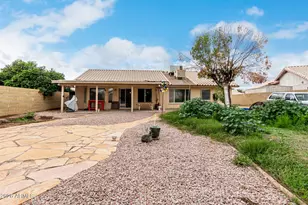 17511 N 85th Dr, Peoria, AZ 85382 - Photo 35