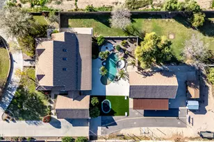 2552 E Ridgewood Ln, Gilbert, AZ 85298 - Photo 67