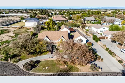 2552 E Ridgewood Lane, Gilbert, AZ 85298 - Photo 73