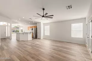 20938 N 86th Ave, Peoria, AZ 85382 - Photo 9