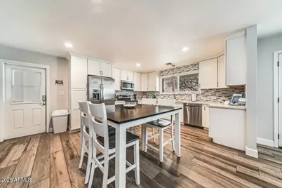 3827 N 85th Place, Scottsdale, AZ 85251 - Photo 3