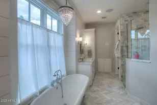 4535 E Calle Ventura, Phoenix, AZ 85018 - Photo 9