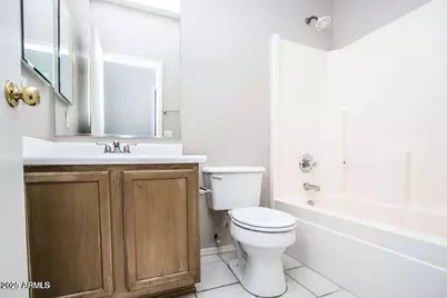 7985 W Mission Lane, Peoria, AZ 85345 - Photo 9