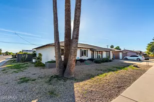 1701 W Mission Ln, Phoenix, AZ 85021 - Photo 3