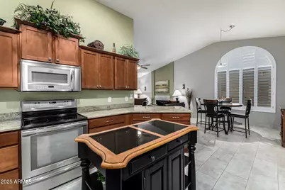 25623 S Buttonwood Drive, Sun Lakes, AZ 85248 - Photo 11