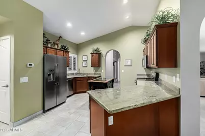 25623 S Buttonwood Drive, Sun Lakes, AZ 85248 - Photo 9