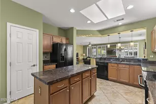 21741 N Black Bear Lodge Dr, Surprise, AZ 85387 - Photo 15