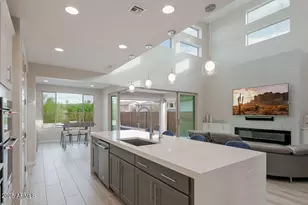 22011 N 34th Way, Phoenix, AZ 85050 - Photo 15