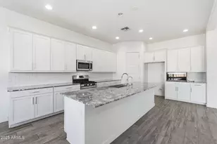 204 E Taurus Pl, Chandler, AZ 85249 - Photo 15