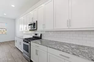 204 E Taurus Pl, Chandler, AZ 85249 - Photo 11