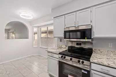 12810 S 50th Way, Phoenix, AZ 85044 - Photo 13