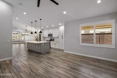 20815 N 38th Street, Phoenix, AZ 85050 - Photo 3