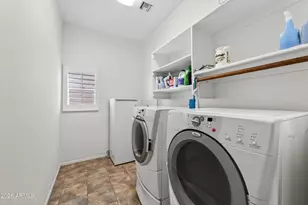 4715 E Carob Dr, Gilbert, AZ 85298 - Photo 35