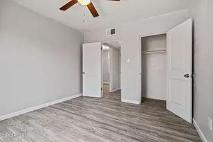 528 E Pierson St, Phoenix, AZ 85012 - Photo 23