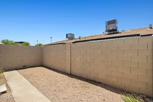 528 E Pierson St, Phoenix, AZ 85012 - Photo 25