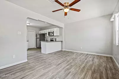 528 E Pierson Street #9, Phoenix, AZ 85012 - Photo 5