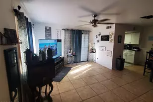 4112 N 69th Dr, Phoenix, AZ 85033 - Photo 3