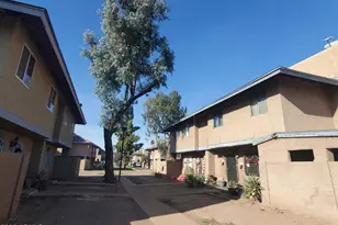 4112 N 69th Dr, Phoenix, AZ 85033 - Photo 1