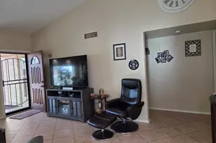 542 S Higley Rd, Mesa, AZ 85206 - Photo 9