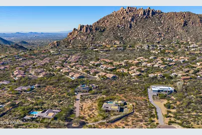 11528 E Ranch Gate Road, Scottsdale, AZ 85255 - Photo 9