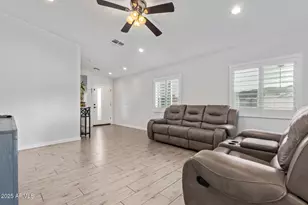 723 E Desert Dr S, Phoenix, AZ 85042 - Photo 11