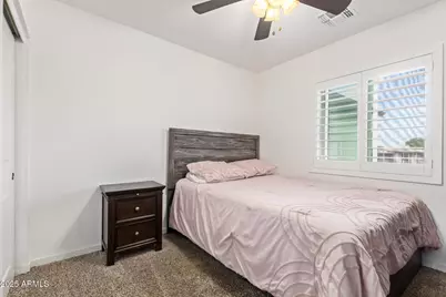 723 E Desert Drive S, Phoenix, AZ 85042 - Photo 27