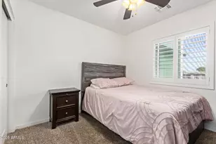 723 E Desert Dr S, Phoenix, AZ 85042 - Photo 27