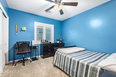 723 E Desert Drive S, Phoenix, AZ 85042 - Photo 23