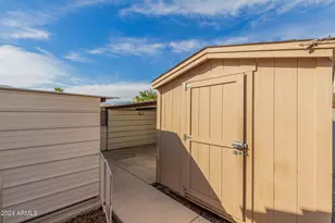 8338 W Paradise Dr, Peoria, AZ 85345 - Photo 43