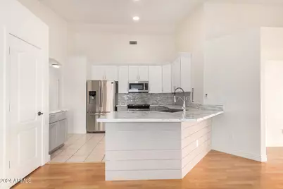 8338 W Paradise Drive, Peoria, AZ 85345 - Photo 17