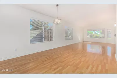 8338 W Paradise Drive, Peoria, AZ 85345 - Photo 13