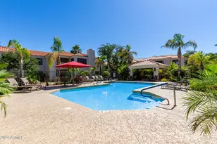 9990 N Scottsdale Rd, Paradise Valley, AZ 85253 - Photo 5