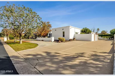 89 N Riata Street, Gilbert, AZ 85234 - Photo 3