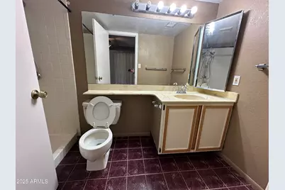 2138 S Clubhouse Drive, Casa Grande, AZ 85194 - Photo 9