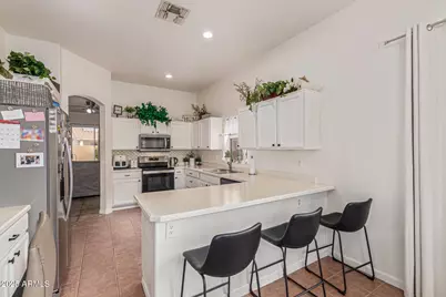 11550 W Mule Deer Court, Surprise, AZ 85378 - Photo 9