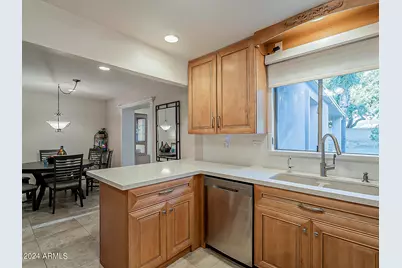 8209 N 6th Street, Phoenix, AZ 85020 - Photo 11