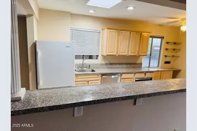 13705 N 98th Avenue #B, Sun City, AZ 85351 - Photo 9