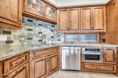 14210 N 14th Place, Phoenix, AZ 85022 - Photo 17