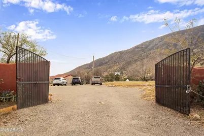 5778 E Mountain View Road, Hereford, AZ 85615 - Photo 15
