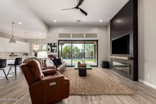 25984 N 96th Ln, Peoria, AZ 85383 - Photo 5