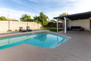 3774 E Evans Dr, Phoenix, AZ 85032 - Photo 31