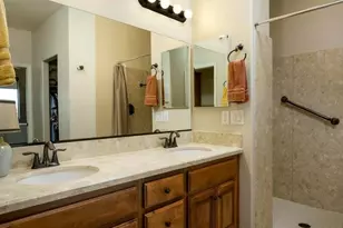 2662 S Springwood Blvd, Mesa, AZ 85209 - Photo 3