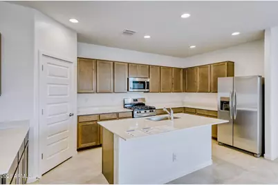 30314 W Wild Hazel Drive, Buckeye, AZ 85396 - Photo 5