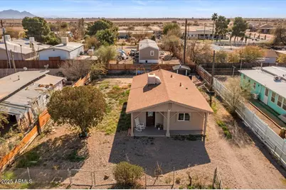 2743 E Saguaro Drive, Casa Grande, AZ 85194 - Photo 1