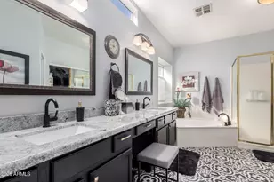 8935 W Kerry Ln, Peoria, AZ 85382 - Photo 15