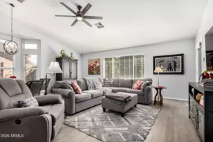 8935 W Kerry Ln, Peoria, AZ 85382 - Photo 7