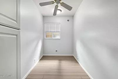 8935 W Kerry Lane, Peoria, AZ 85382 - Photo 23