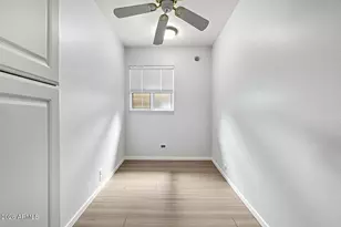 8935 W Kerry Ln, Peoria, AZ 85382 - Photo 23