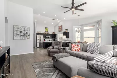 8935 W Kerry Lane, Peoria, AZ 85382 - Photo 9